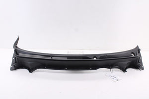 2018-2024 Chevrolet Equinox LT Front Windshield Cowl Vent Grille Panel 84931878