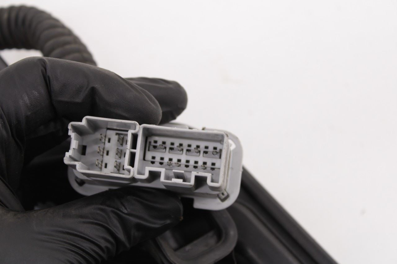 11-22 Jeep Grand Cherokee Overland Rear RH Door Window Regulator w Carrier *ReaD - Alshned Auto Parts