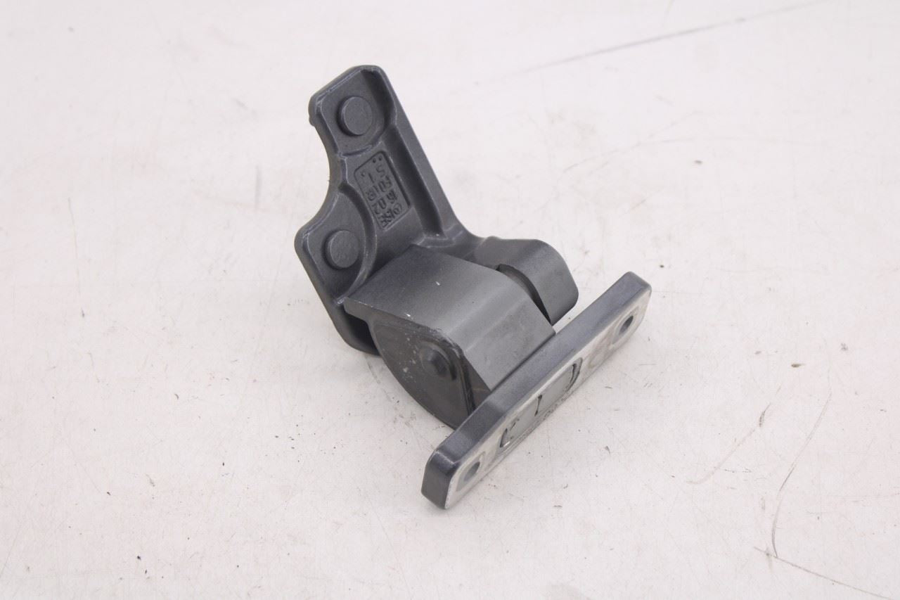 15-21 Mercedes-Benz C300 4Matic Rear Right Side Door Hinge Upper and Lower Pair3