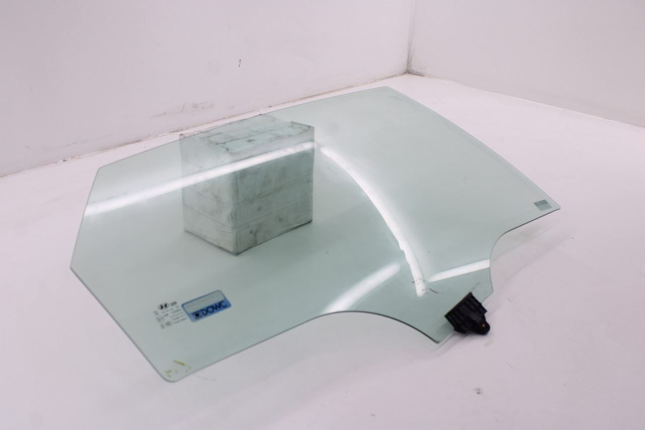 2021-26 Hyundai Elantra SE Rear Right Door Window Movable Glass 83420-AA040 OEM2