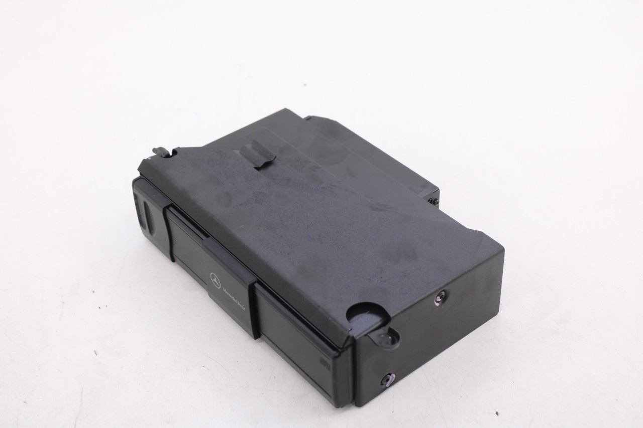 2006-2009 Mercedes-Benz CLK 350 Compact Disc Changer 2038703389 OEM9