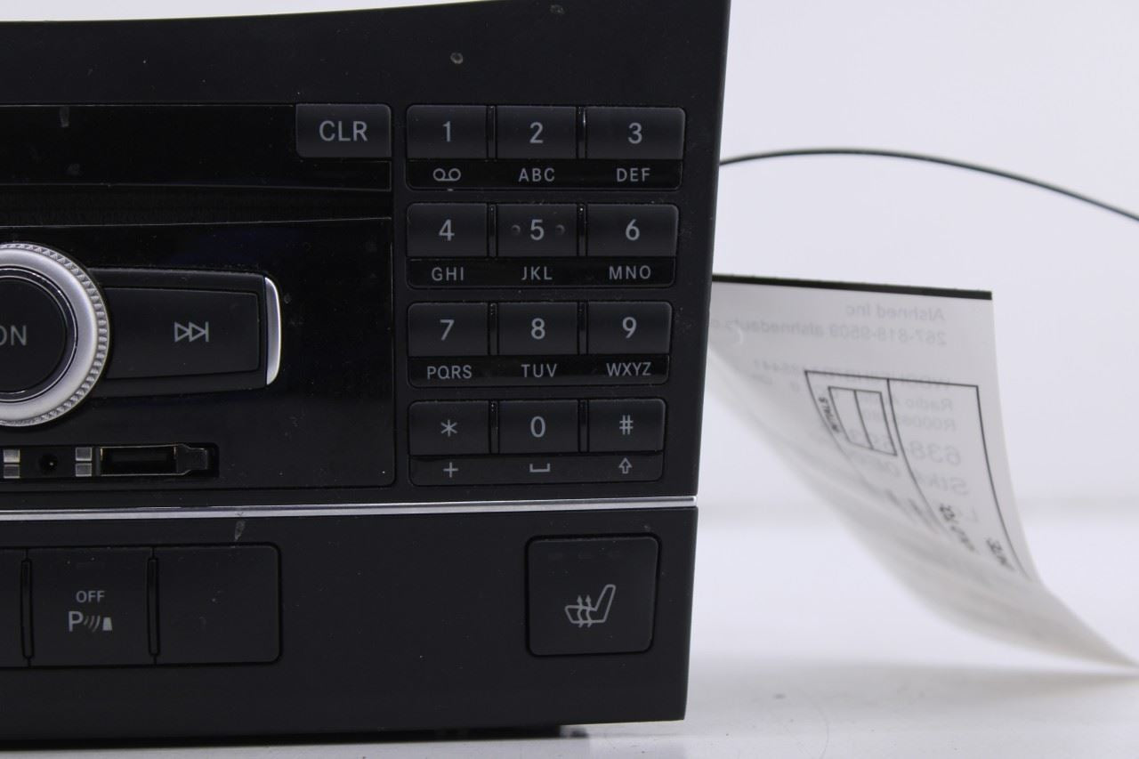 2010-2011 Mercedes-Benz E 350 Luxury 4Matic Navigation CD Player Radio Receiver4