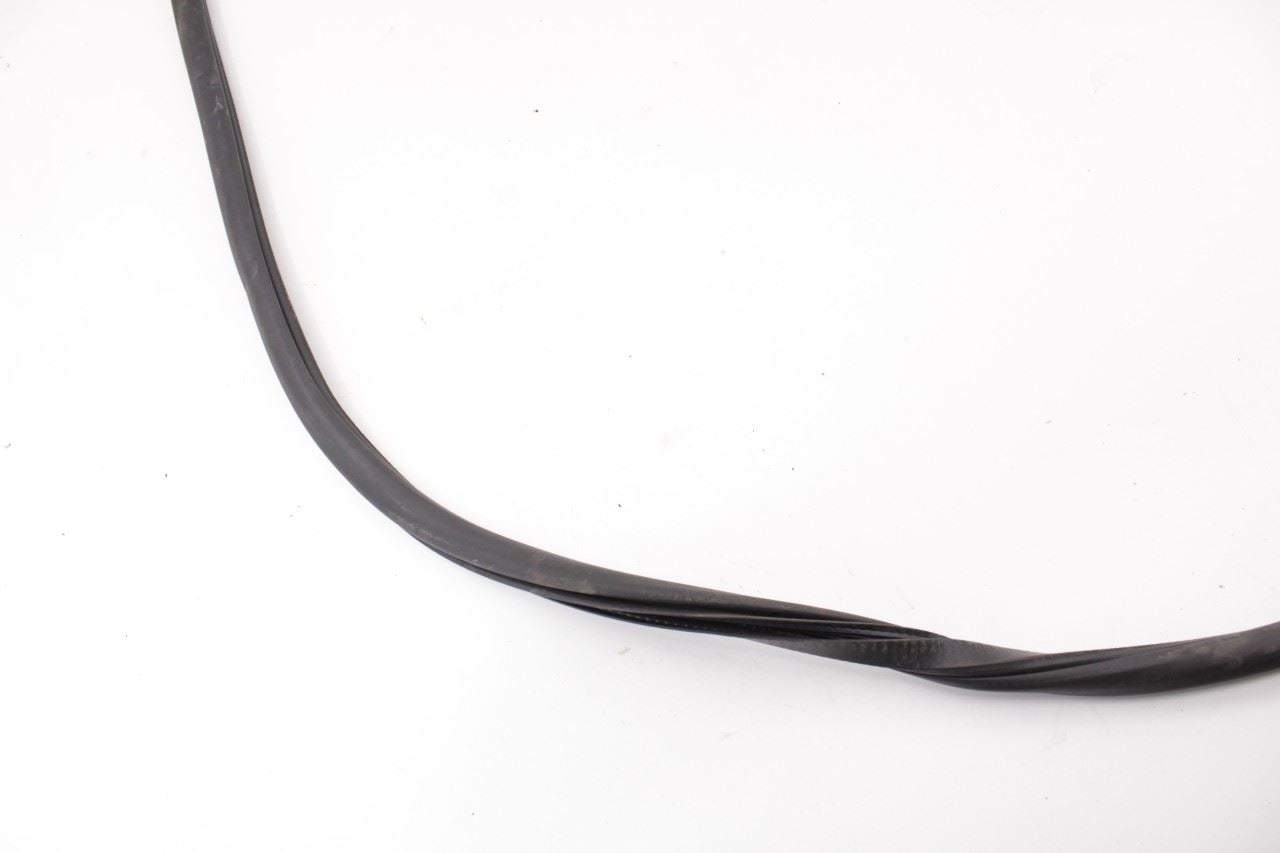 17-26 Chrysler Pacifica Limited Front Right Door Weatherstrip On Body 68313520AB - Alshned Auto Parts