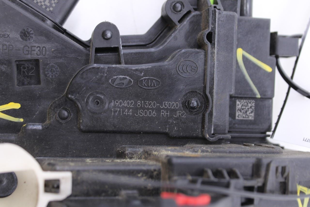 2019-2021 Hyundai Veloster Front Right Passenger Side Door Lock Latch Actuator3