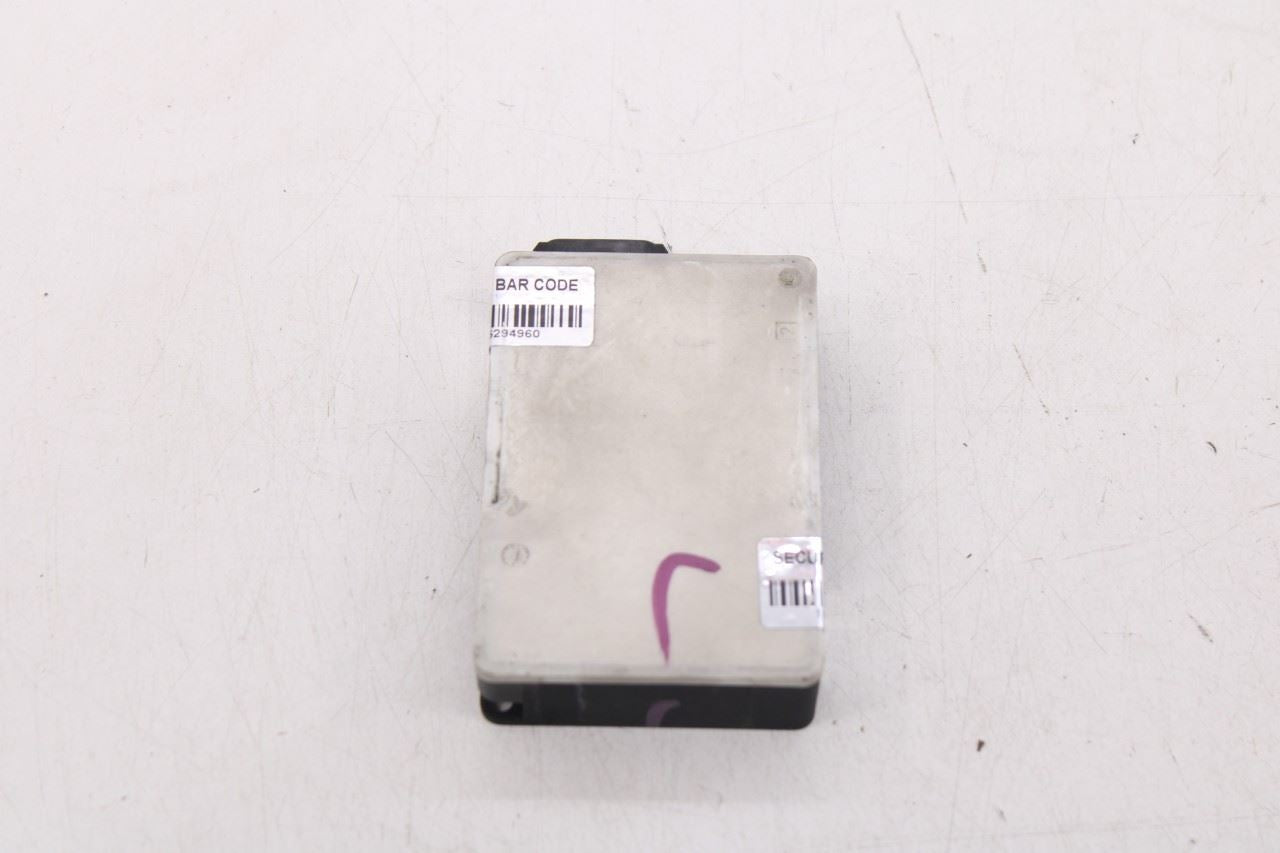 2012-2018 Mercedes-Benz C300 4Matic Rear Right Blind Spot Radar Sensor Module10