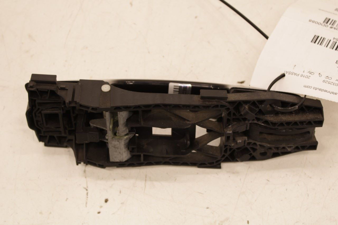 2012-19 Volkswagen Passat SE 1.8L FWD Rear Driver Left Side Door Exterior Handle6