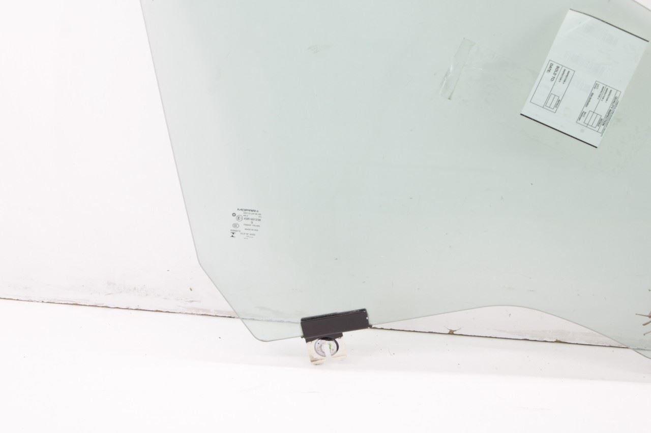 2015-2023 Jeep Cherokee Limited Front Right Door Window Glass 68104584AC OEM - Alshned Auto Parts