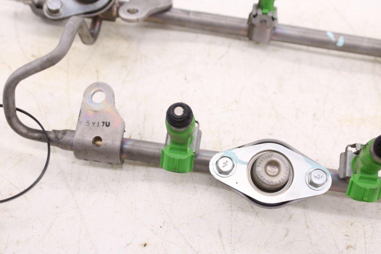 09-20 Nissan Murano Platinum 3.5L Fuel Rail w/ Injectors 17521-JA10D 16600-JA10A9