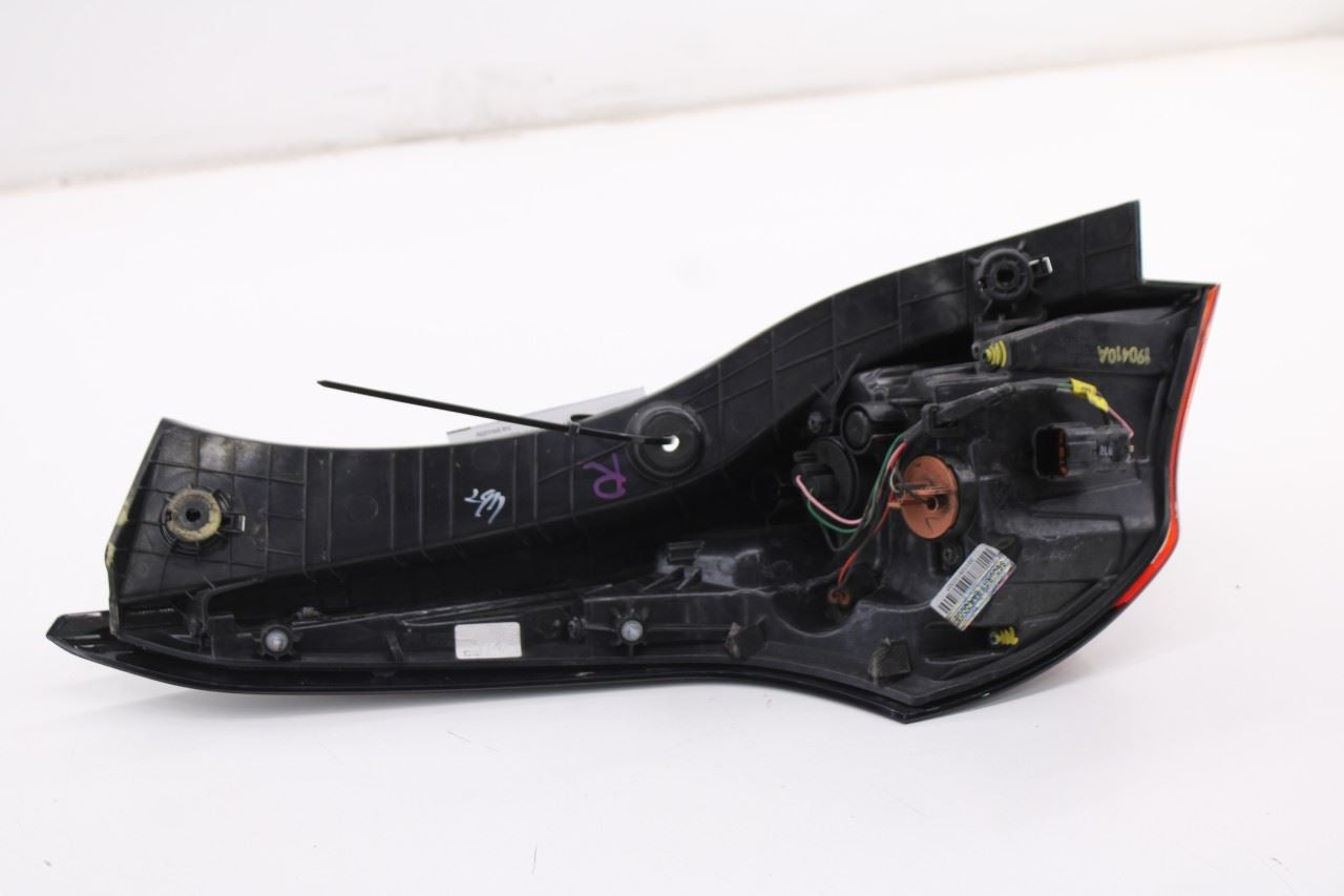 2019-2021 Hyundai Veloster Rear Right Passenger Side Tail Light Lamp 92402-J301010