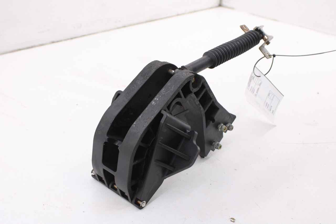 2021-2026 Yamaha VX Deluxe Hood Hinge w/ Shock Strut Dumper F4P-U515A-00-00 OEM2