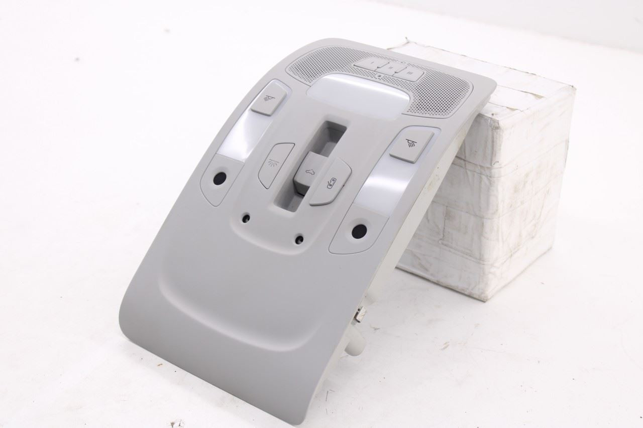 12-17 Audi A7 Premium Front and Rear Overhead Console Dome Light Lamp 4G0947135E17