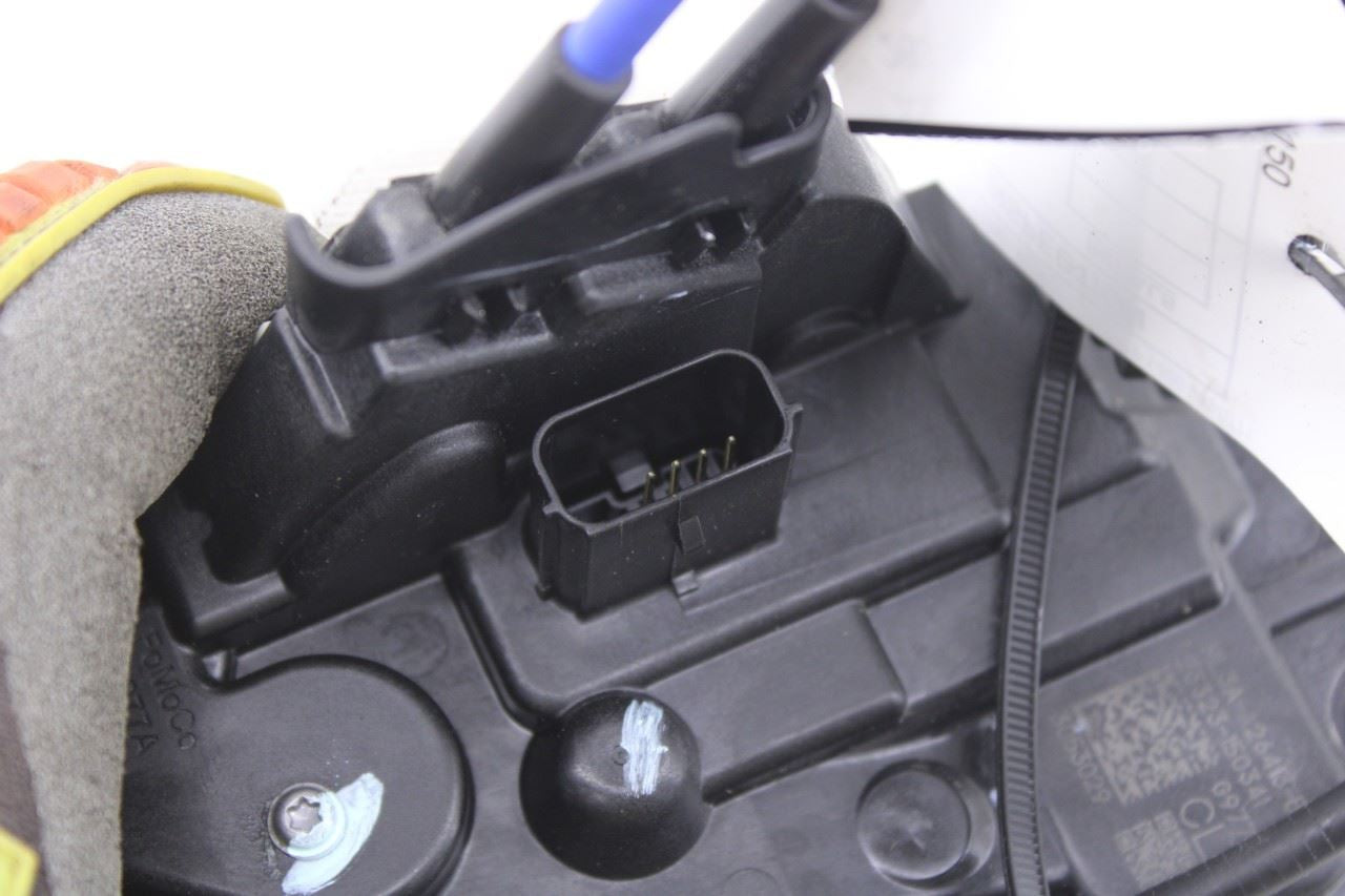 2021-2026 Ford F150 XLT Supercrew Rear Left Driver Side Door Lock Latch Actuator6