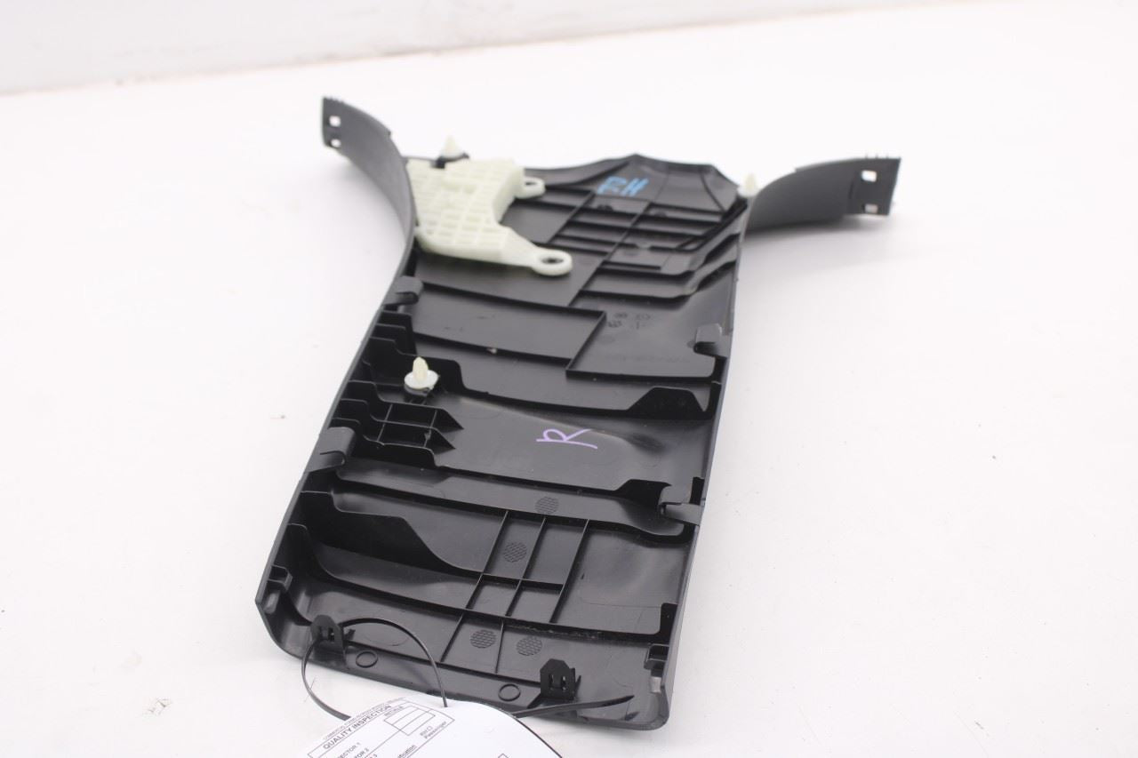 2020-25 Toyota Corolla LE Right Lower Center B-Pillar Molding 62414-02450 *ReaD*7
