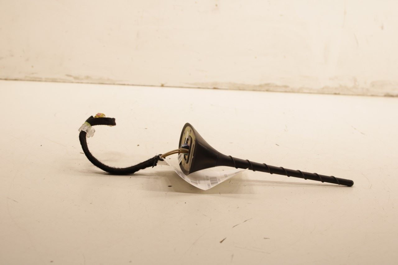 2019-20 Jeep Cherokee Latitude Roof Exterior Satellite Radio Antenna 68320426AA - Alshned Auto Parts