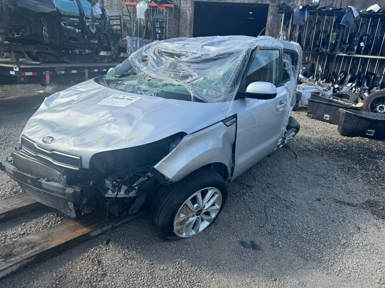 2017 Kia Soul + Silver - Alshned Auto Parts