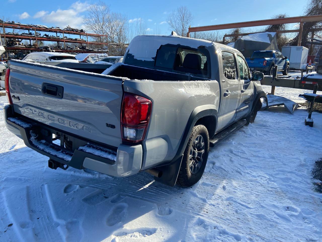 Donor vehicle 2021 Toyota Tacoma SR5 V6 Gray - Alshned Auto Parts