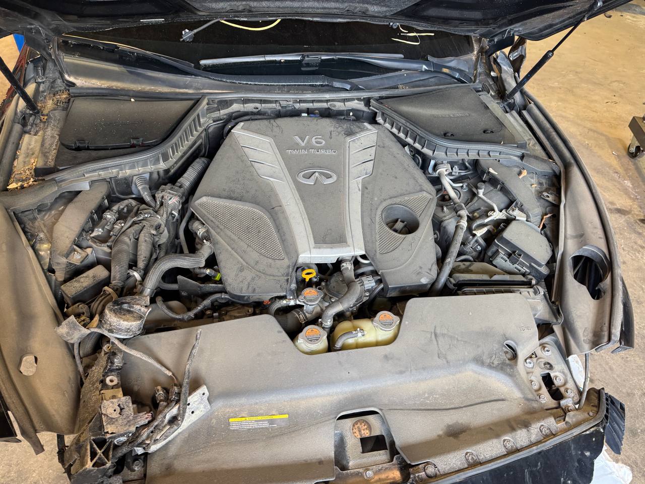 Donor vehicle 2018 Infiniti Q50 3.0T Luxe Black - Alshned Auto Parts