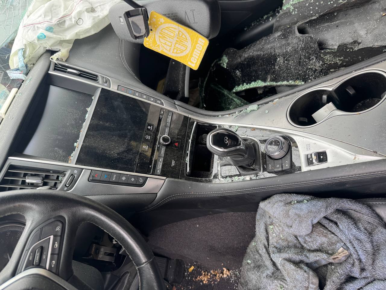 Donor vehicle 2018 Infiniti Q60 3.0T Luxe Black - Alshned Auto Parts