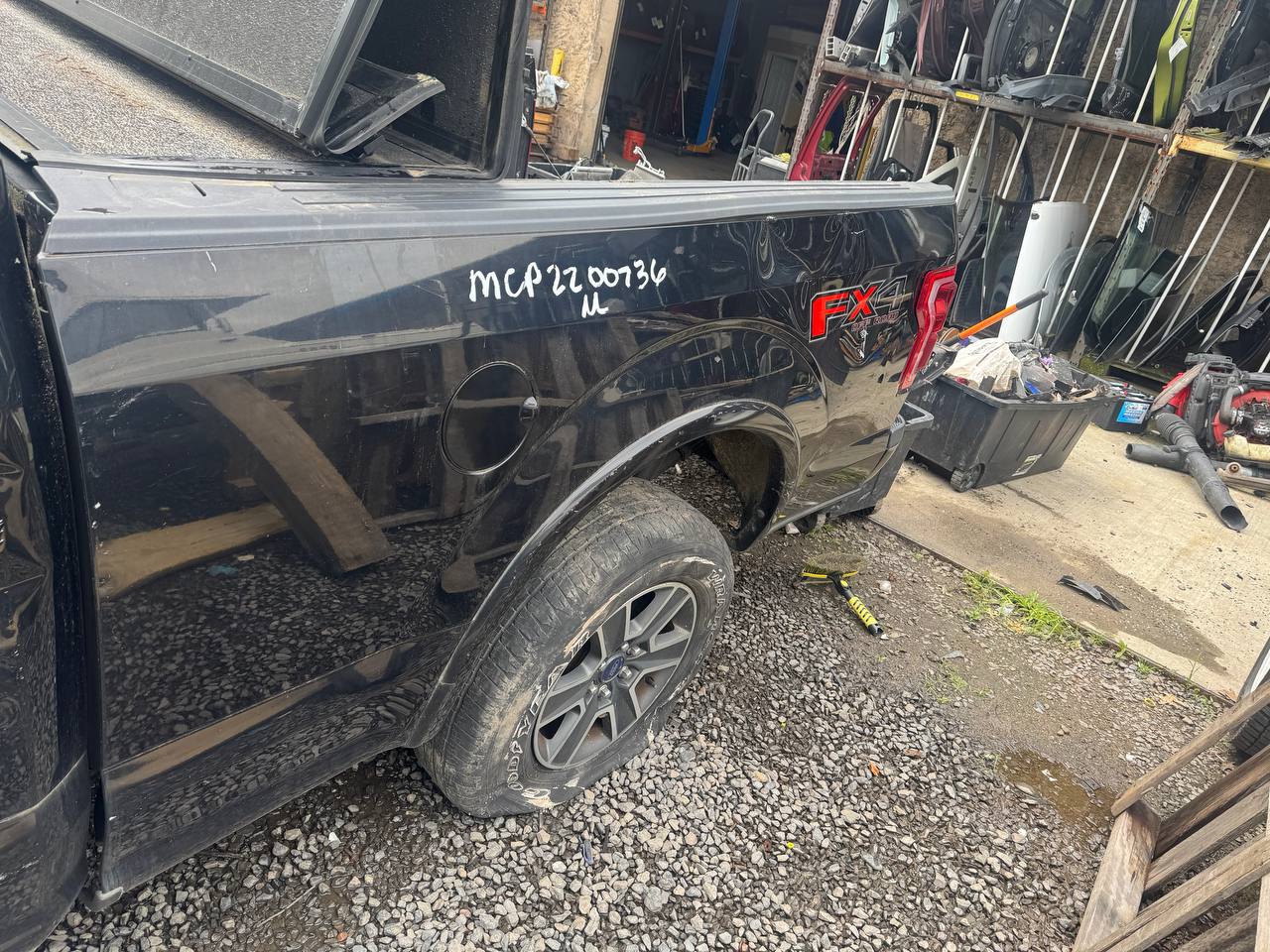 Donor vehicle 2016 Ford F150 SuperCab Lariat Black - Alshned Auto Parts