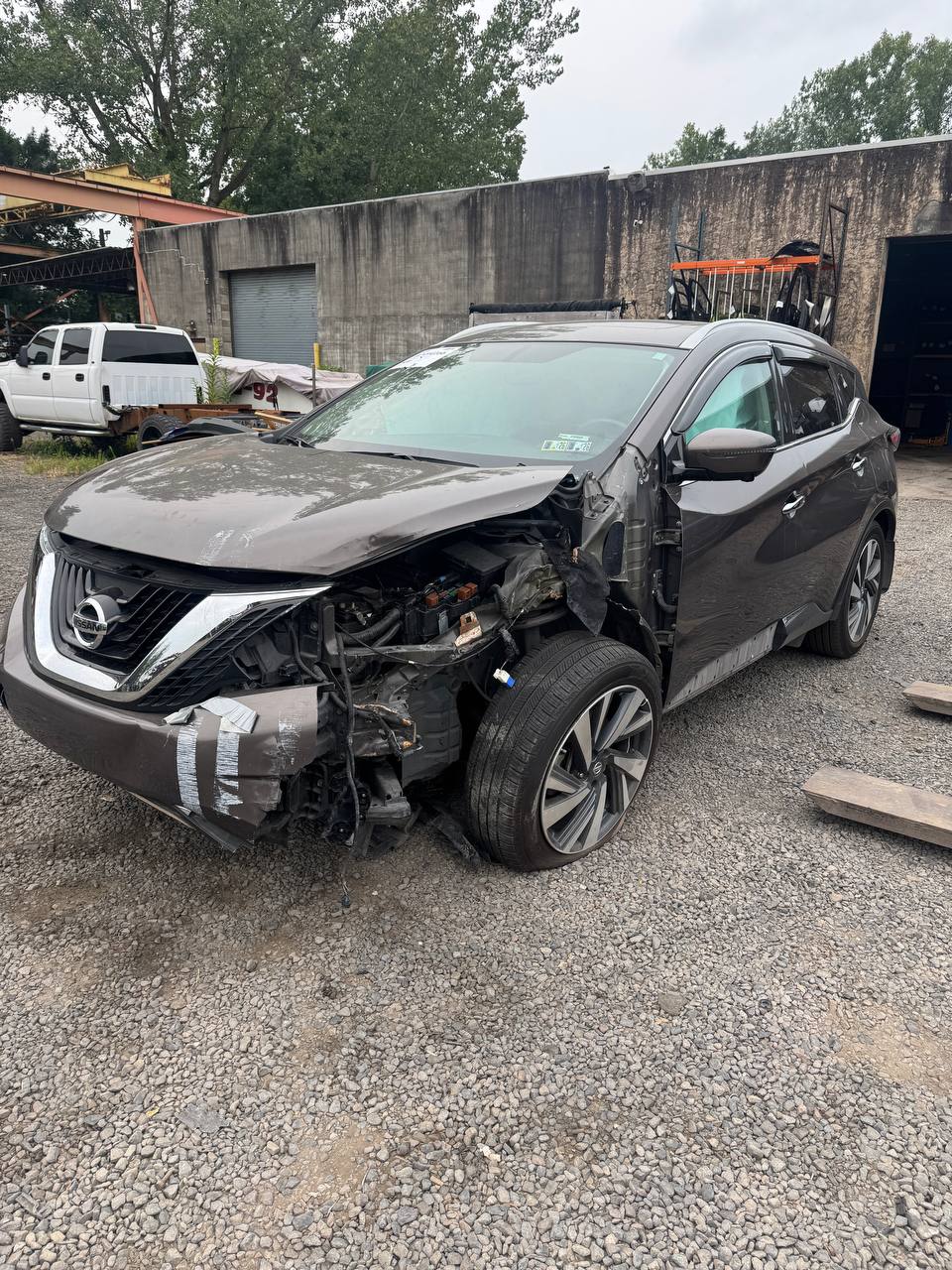 Donor vehicle 2016 Nissan Murano Platinum Brown - Alshned Auto Parts