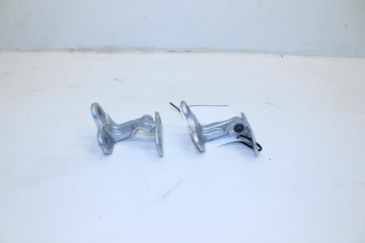 17-20 Jaguar XE R-Dynamic S Front RH Side Door Hinge Upper and Lower T4A2512 OEM - Alshned Auto Parts