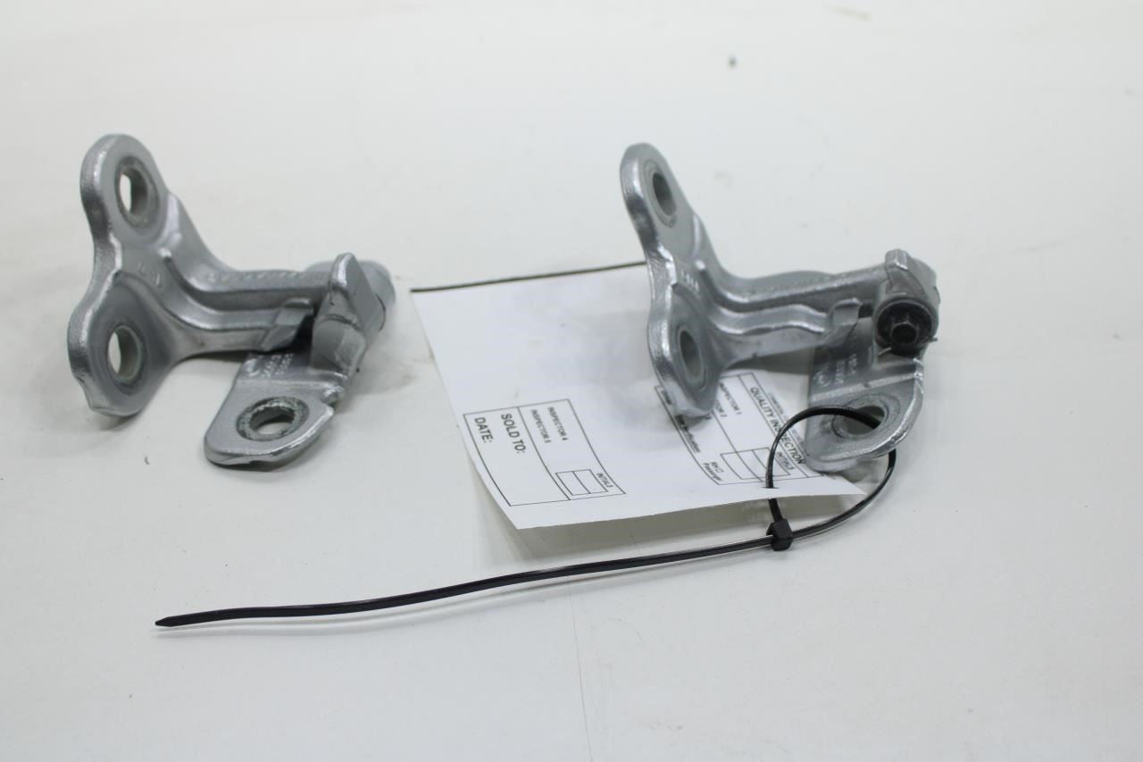 17-20 Jaguar XE R-Dynamic S Front RH Side Door Hinge Upper and Lower T4A2512 OEM - Alshned Auto Parts