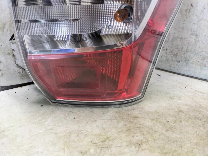 2014-2016 Subaru Forester Rear Right Side Tail Light Lamp 84201-SG041 OEM *ReaD* - Alshned Auto Parts