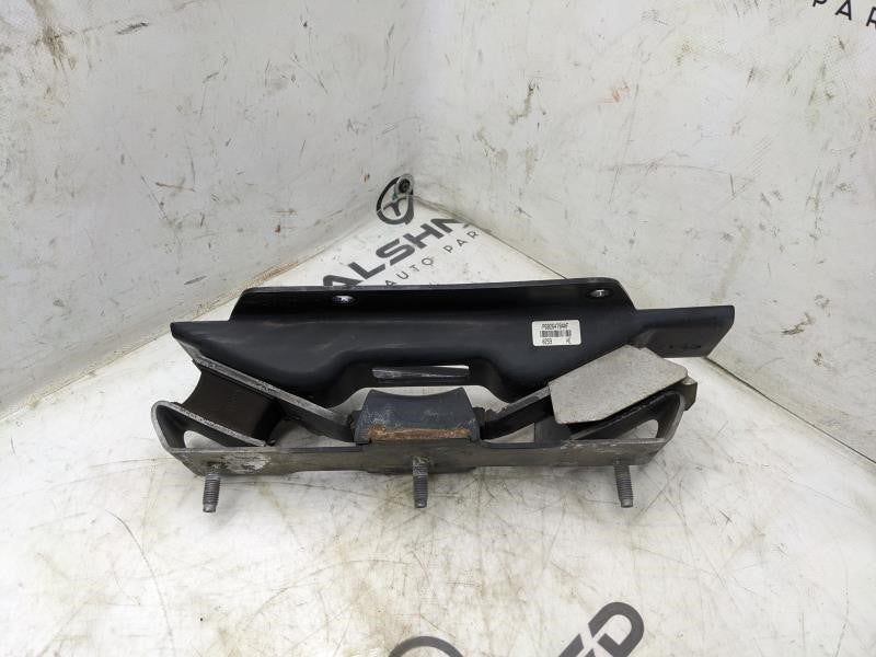 2019-2023 Ram 1500 Laramie 8HP75 AT Mount Bracket w Insulator 68264784AF OEM - Alshned Auto Parts