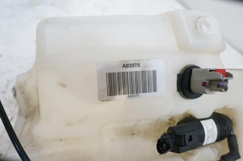 2016 GMC Sierra 1500 Windshield Washer Reservoir Bottle 23131660 OEM - Alshned Auto Parts