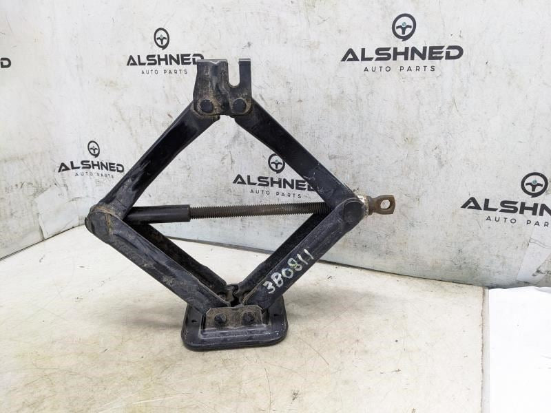 2017-2023 Hyundai Elantra Spare Tire Floor Jack 09110-F2000 OEM - Alshned Auto Parts