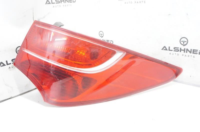 2013-2016 Hyundai Santa Fe Fuel Right Passenger Tail Light Lamp 92402-4Z0 OEM - Alshned Auto Parts