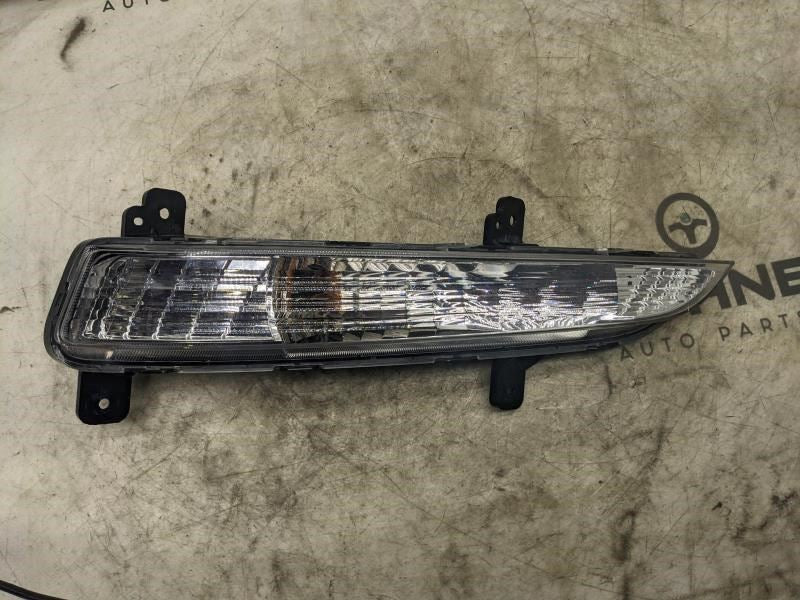 2013-2017 Chevrolet Traverse Front Left Driver Fog Light Lamp 23305608 OEM - Alshned Auto Parts