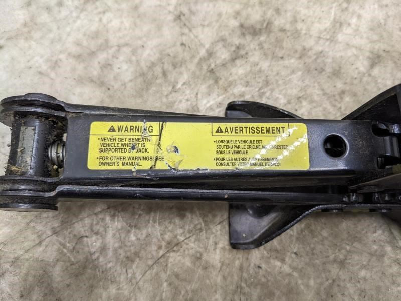 2013-2017 Nissan Juke Lift Jack 995501KA1A OEM - Alshned Auto Parts