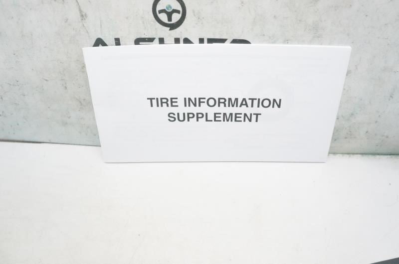 2015 Chrysler 200 User Guide set with Case 15UF-926-AA OEM - Alshned Auto Parts