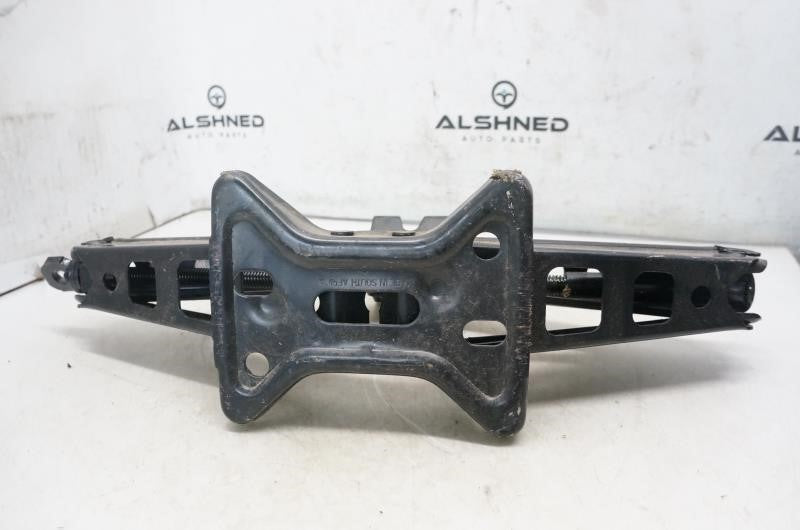 2010-2016 Chevrolet Equinox Scissor Lift Jack 25877904 OEM - Alshned Auto Parts