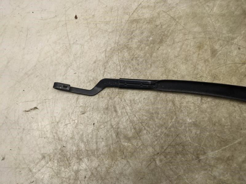 2017-2020 Hyundai Elantra Front Right Windshield Wiper Arm 98321-F2000 OEM - Alshned Auto Parts