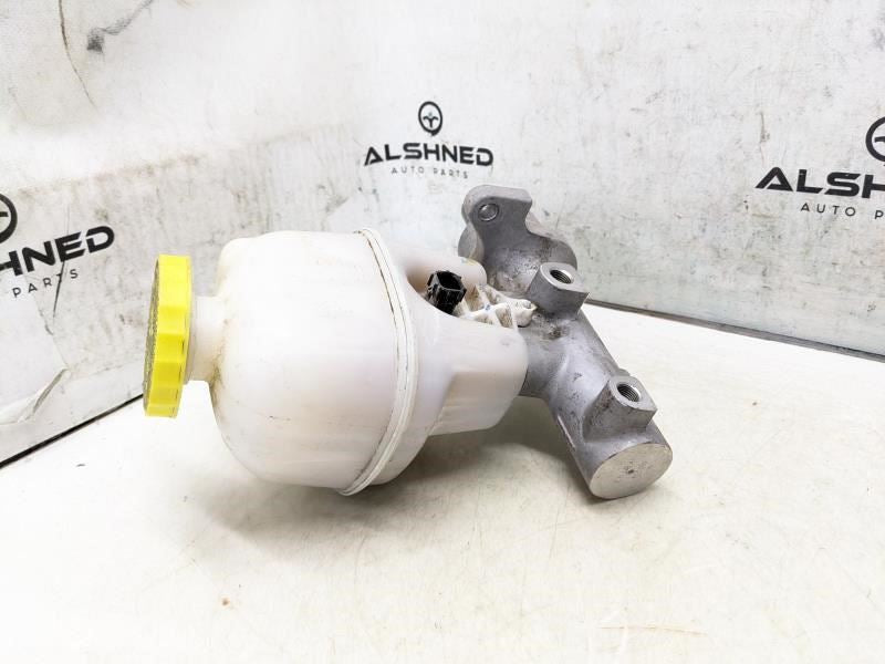 2011-2018 Ram 1500 Brake Master Cylinder 68000908AB OEM - Alshned Auto Parts