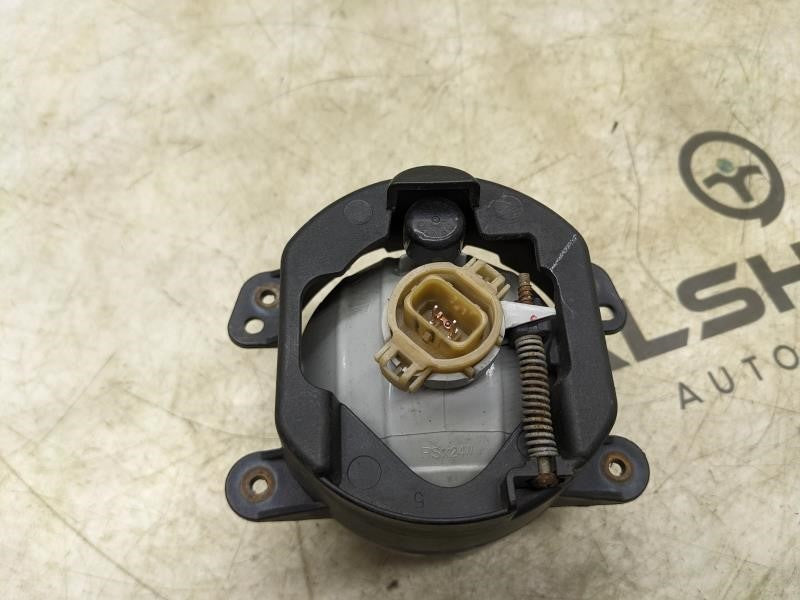 2010-2018 Jeep Wrangler Front Right Passenger Side Fog Light Lamp 5182026AA OEM - Alshned Auto Parts