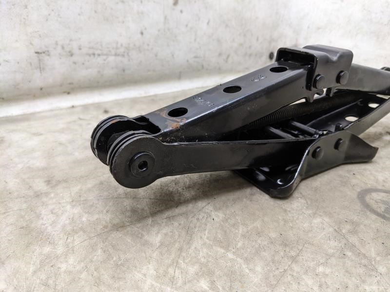 2012-2022 Volkswagen Passat Lift Jack 5C0011031B OEM - Alshned Auto Parts