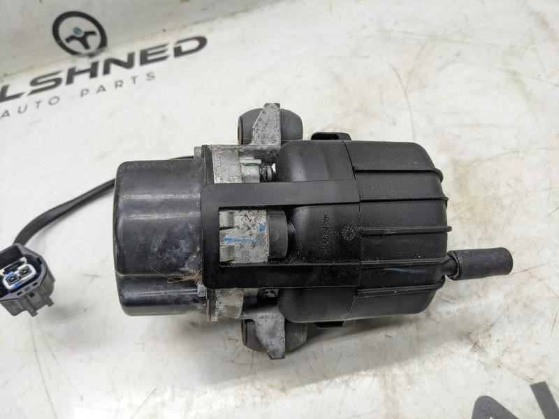 2019-2023 Ram 1500 Big Horn 5.7L Brake Booster Vacuum Pump 68385753AB OEM - Alshned Auto Parts