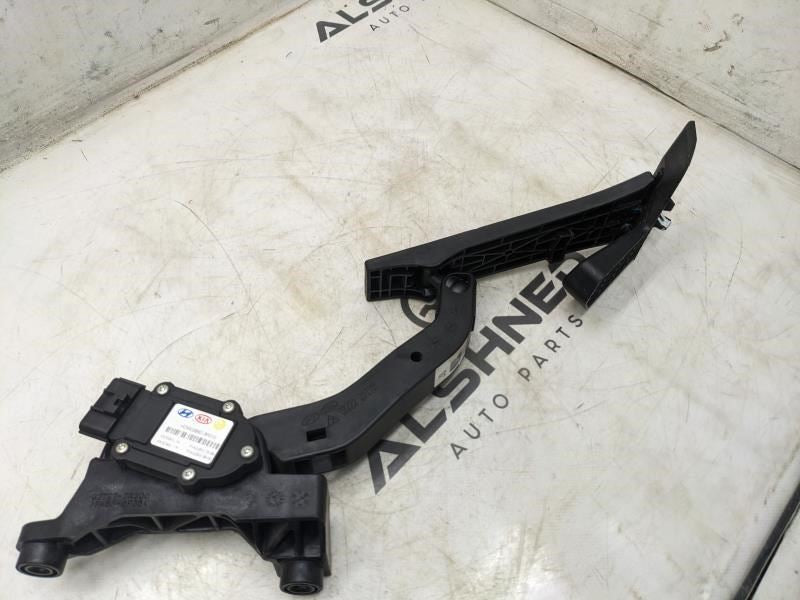 2012 Kia Optima Accelerator Gas Pedal 32726-3R300 OEM - Alshned Auto Parts