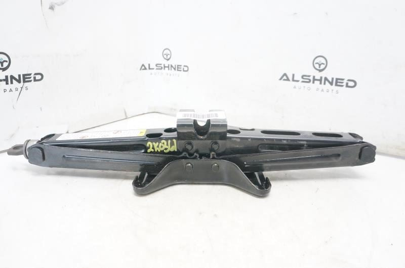 2015 Chevrolet Equinox Scissor Lift Jack 23174008 OEM - Alshned Auto Parts