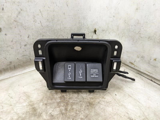 2017-2019 Honda CR-V Center Console Power Outlet w Trim 39624-T5A-J01 OEM - Alshned Auto Parts