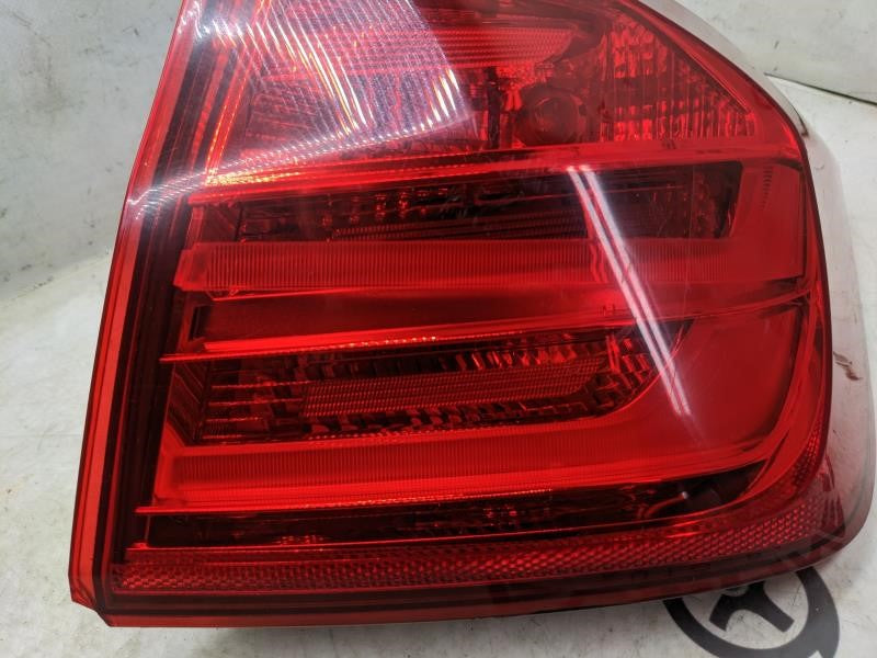 2013-2015 BMW 335i xDrive Rear Right Side Outer Tail Light Lamp 7372786-01 OEM - Alshned Auto Parts