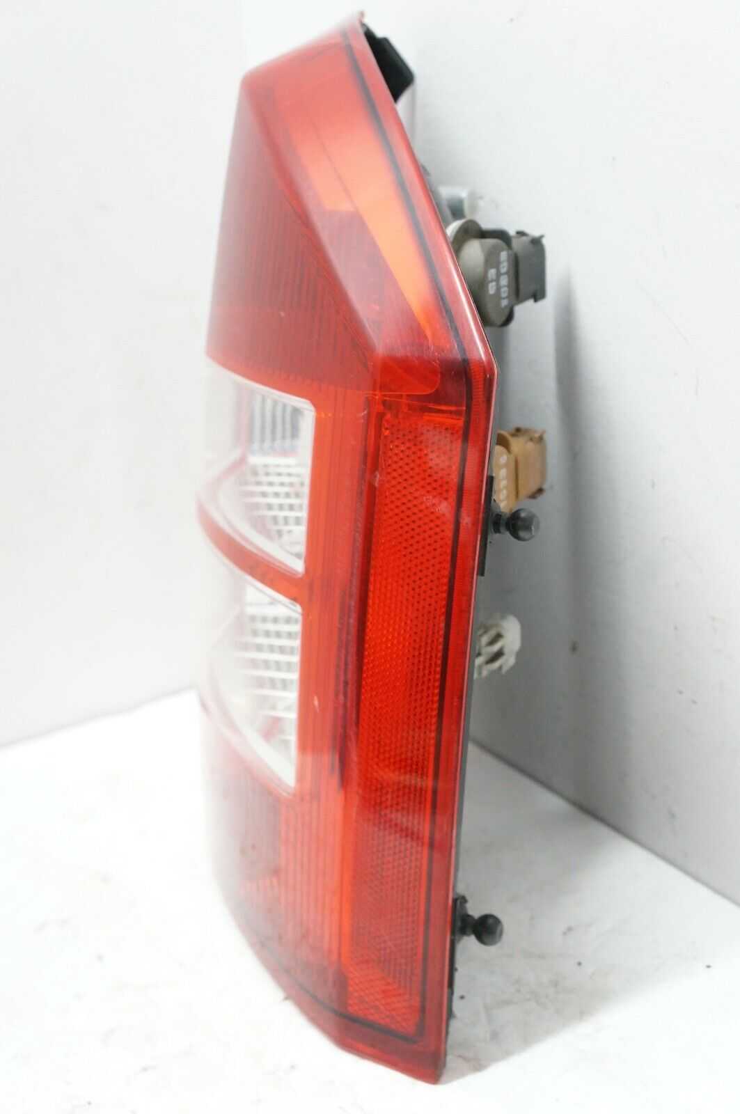 2007-2010 Jeep Compass Passenger Right Rear Tail Light 5303878AD OEM - Alshned Auto Parts