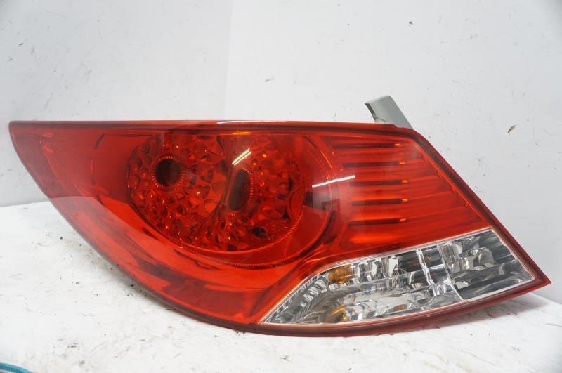 2012-2014 Hyundai Accent Driver Left Rear Tail Light 92401-1R010 OEM - Alshned Auto Parts