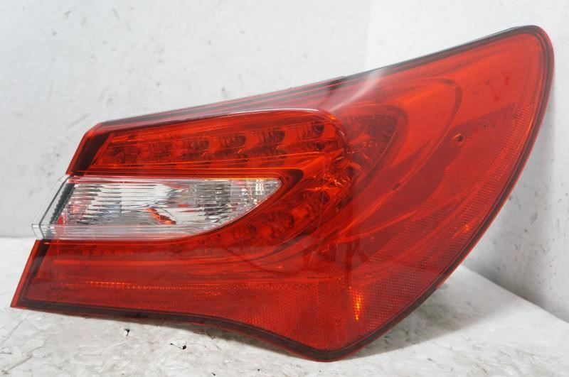 2011-2014 Chrysler 200 Passenger Right Rear Tail Light 5182524AE OEM - Alshned Auto Parts