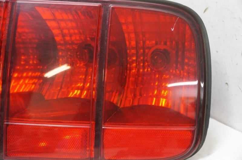 2005-2009 Ford Mustang Passenger Right Rear Tail Light 8R33-13B504-AA OEM - Alshned Auto Parts