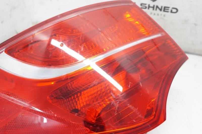 2013-2016 Hyundai Santa Fe Left Driver LH Rear Tail Light 92401-4Z0 OEM - Alshned Auto Parts