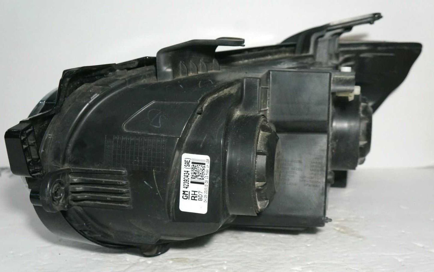 2012-2016 Chevrolet Sonic RH Passenger Right Headlight Headlamp OEM 42390434 - Alshned Auto Parts